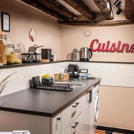 Giano Host - San Bernardo