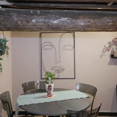 Apartamento Next To Acquarium - Ac - 1000 Mbps - Netflix *