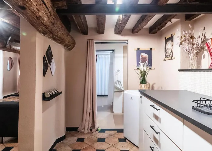 Giano Host - San Bernardo * Cenova