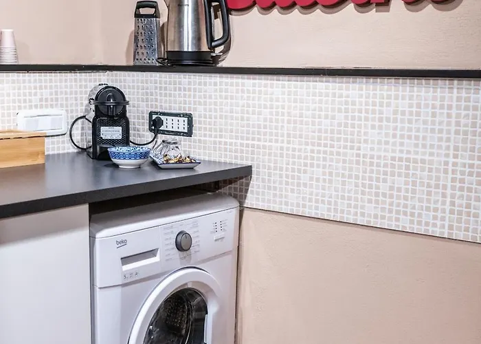 Giano Host - San Bernardo Daire *