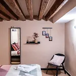 Giano Host - San Bernardo *