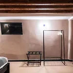 Giano Host - San Bernardo